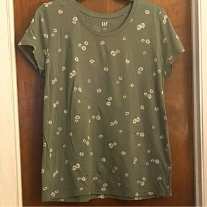 GAP Women's Olive Floral Short Sleeve Tee